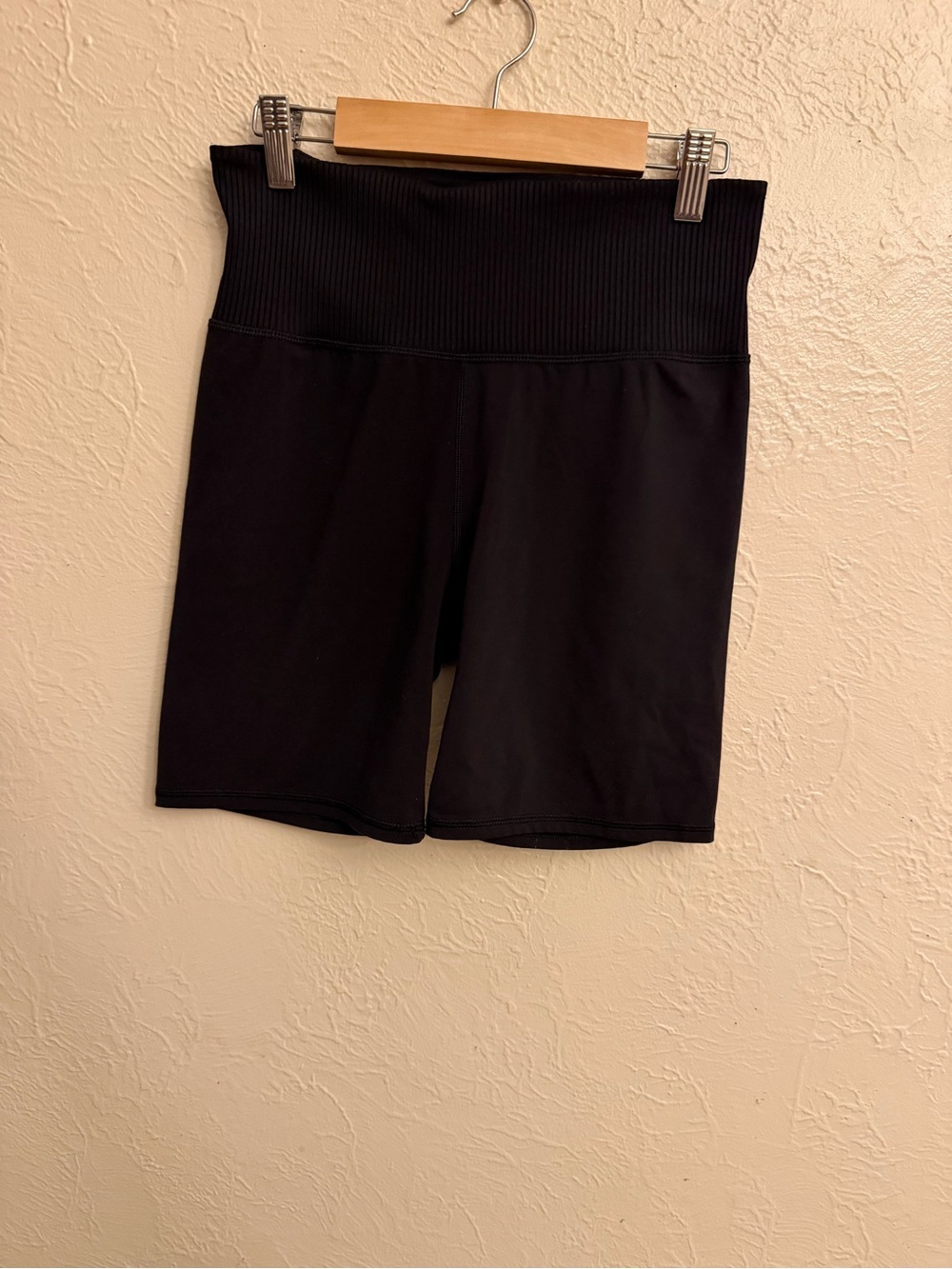Vuori womens shorts